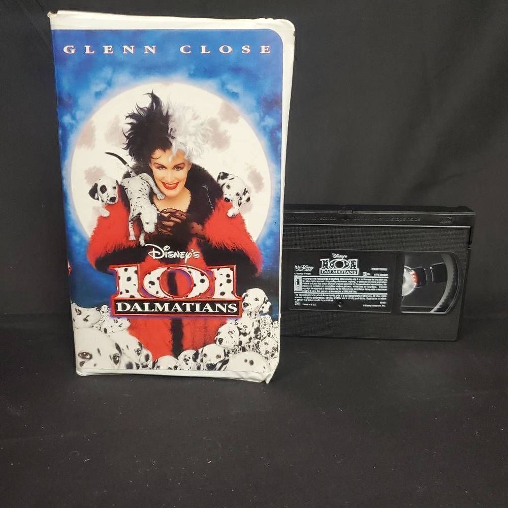101 Dalmatians [VHS]